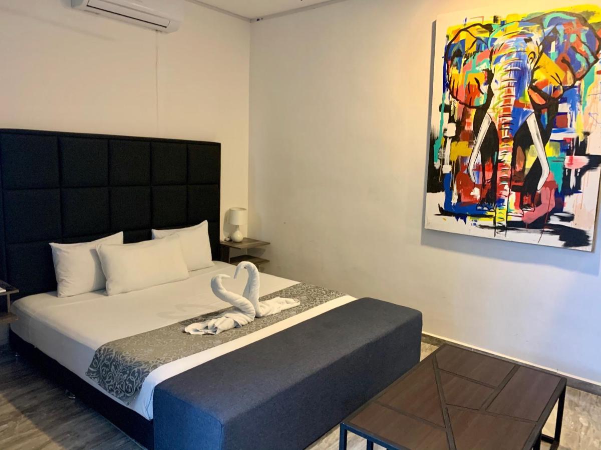 Silversands Hotel Boutique - 5Th Ave 普拉亚卡门 外观 照片